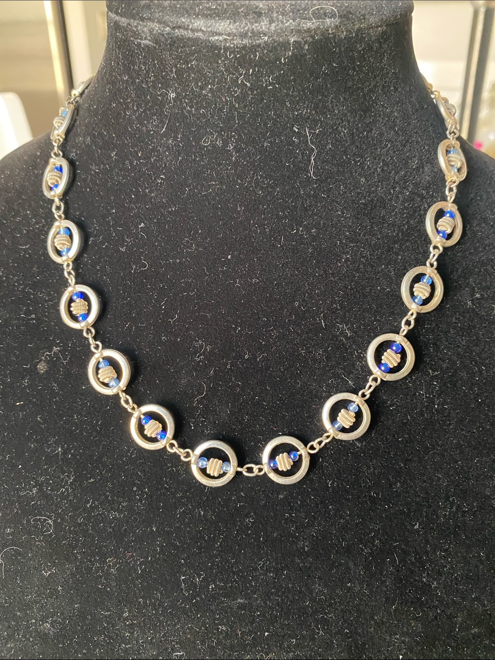Vintage Silver-Tone Circle Link Necklace with Blue Accents